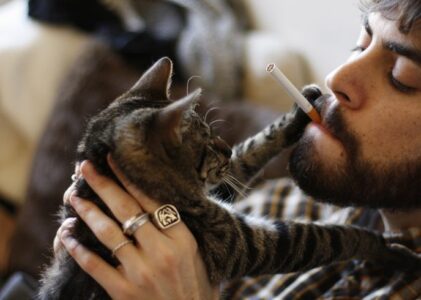 Fumo e animali domestici: il binomio peggiore
